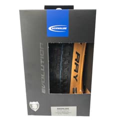 Schwalbe Racing Ray Folding Tyre 29x2.35 Evolution SnakeSkin Addix SpeedGrip Tubeless Easy Black Beige - ETRTO 60-622